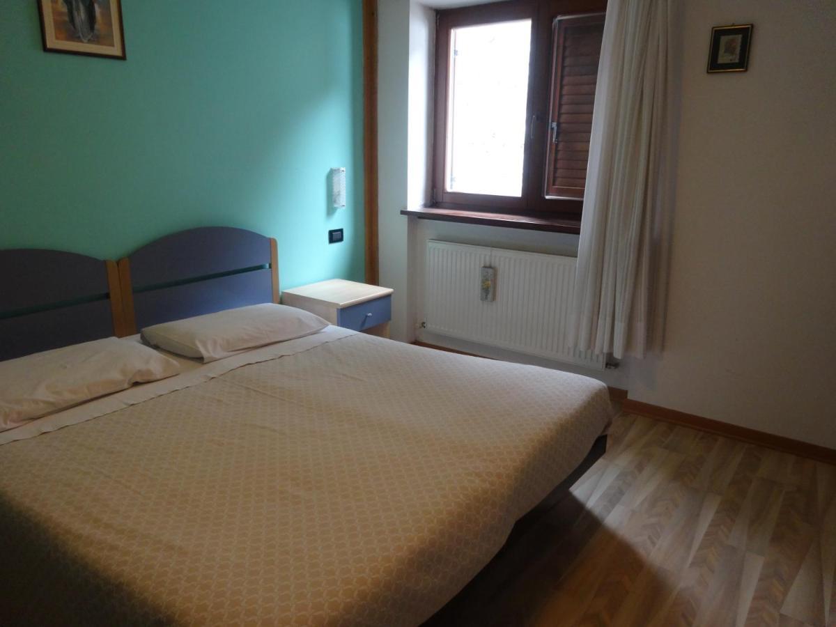Hotel Genzianella Presenaio Luaran gambar
